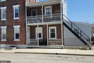 138 3rd St, Bridgeport, PA 19405 - Photo 1