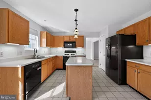 101 Bayberry Dr, Royersford, PA 19468 - Photo 11