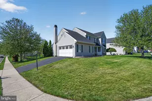 101 Bayberry Dr, Royersford, PA 19468 - Photo 3