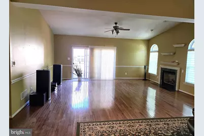 84 Wheatsheaf Lane, Norristown, PA 19403 - Photo 5
