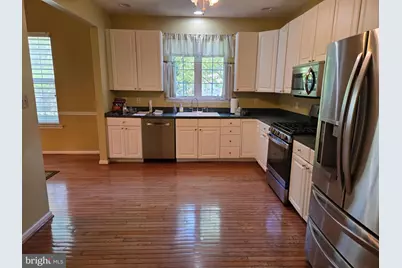 84 Wheatsheaf Lane, Norristown, PA 19403 - Photo 9