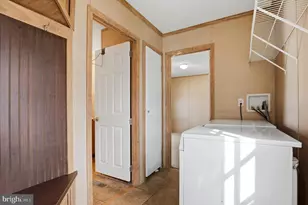 77 Ivy Cir, Norristown, PA 19403 - Photo 13