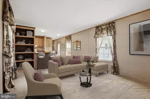 77 Ivy Cir, Norristown, PA 19403 - Photo 3