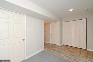 402 Jene Ct, North Wales, PA 19454 - Photo 5