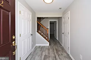 402 Jene Ct, North Wales, PA 19454 - Photo 3