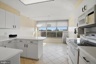 1001 City Ave, Wynnewood, PA 19096 - Photo 9