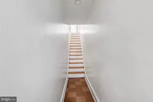 1827 W Cheltenham Ave, Elkins Park, PA 19027 - Photo 17