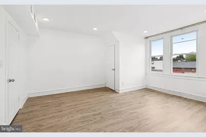 1827 W Cheltenham Avenue, Elkins Park, PA 19027 - Photo 13