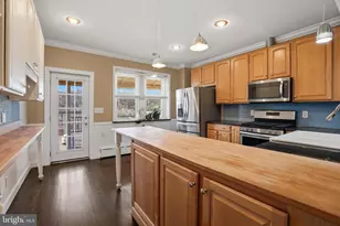 339 Spring Mill Ave, Conshohocken, PA 19428 - Photo 9