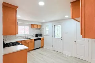 433 May St, Pottstown, PA 19464 - Photo 7
