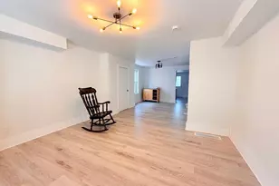433 May St, Pottstown, PA 19464 - Photo 5