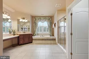 9 Goldfinch Cir, Phoenixville, PA 19460 - Photo 37