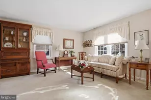 552 School House Ln, Willow Grove, PA 19090 - Photo 5