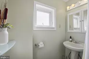 301 Grayling Ave, Narberth, PA 19072 - Photo 17