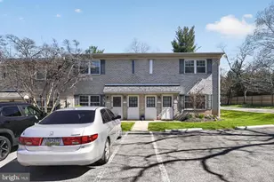 111 Hampstead Dr, Ambler, PA 19002 - Photo 5