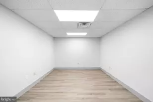 379 Cherry St, Pottstown, PA 19464 - Photo 1