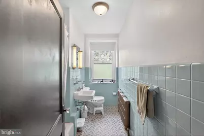 1320 Butler #APT 4, Conshohocken, PA 19428 - Photo 9