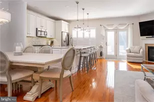 202 Holbrook Ln, Gilbertsville, PA 19525 - Photo 5