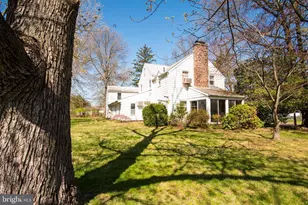 800 Forrest St, Lansdale, PA 19446 - Photo 3