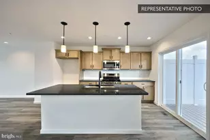 734 Fawn Wy, Pennsburg, PA 18073 - Photo 5
