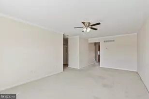 110 W Harmony Dr, Pottstown, PA 19464 - Photo 3