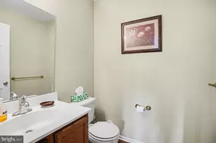 468 Amherst Ct, Harleysville, PA 19438 - Photo 13