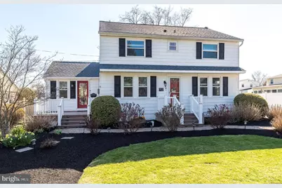 712 E Hancock Street, Lansdale, PA 19446 - Photo 1