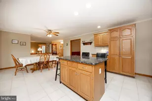 2951 Burton Dr, Gilbertsville, PA 19525 - Photo 13