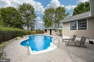 2951 Burton Dr, Gilbertsville, PA 19525 - Photo 49