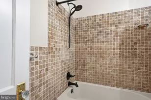 2057 Parkdale Ave, Glenside, PA 19038 - Photo 19