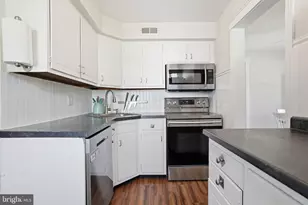 2057 Parkdale Ave, Glenside, PA 19038 - Photo 9