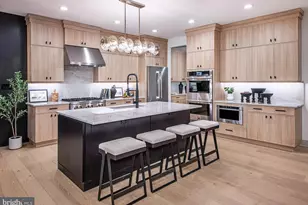 304 Grayson Ct, Royersford, PA 19468 - Photo 7