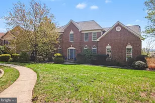 2106 Peregrine Cir, Norristown, PA 19403 - Photo 3