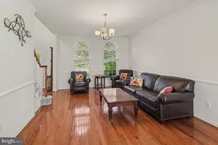 2106 Peregrine Cir, Norristown, PA 19403 - Photo 9