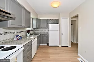 2821 N Ford Dr, Hatfield, PA 19440 - Photo 11