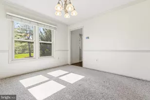 1243 Browning Ct, Lansdale, PA 19446 - Photo 3