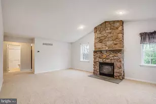 117 W Harmony Dr, Pottstown, PA 19464 - Photo 9