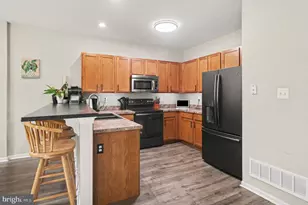 1498 Laura Ln, Pottstown, PA 19464 - Photo 7