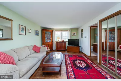 215 E Spruce Street, Gilbertsville, PA 19525 - Photo 5