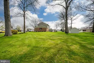 215 E Spruce St, Gilbertsville, PA 19525 - Photo 41