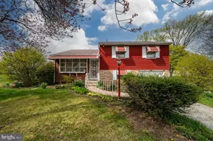 125 E 1st Ave, Trappe, PA 19426 - Photo 1