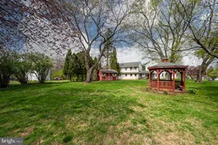 125 E 1st Ave, Trappe, PA 19426 - Photo 35