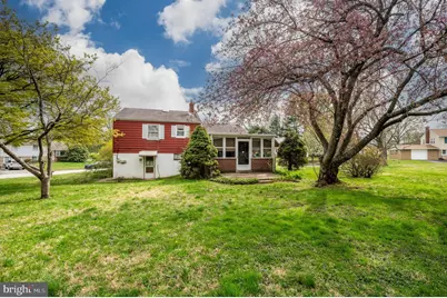 125 E 1st Avenue, Trappe, PA 19426 - Photo 33
