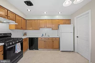 344 Bluestone Ct, Collegeville, PA 19426 - Photo 9