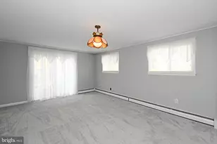 466 Cedar St, Lansdale, PA 19446 - Photo 7