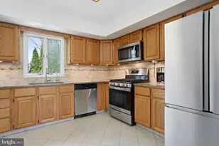 10 Lacey St, Hatboro, PA 19040 - Photo 3