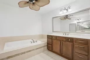 310 Barefield Ln, Conshohocken, PA 19428 - Photo 17