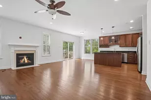 310 Barefield Ln, Conshohocken, PA 19428 - Photo 5
