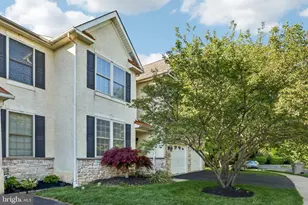 310 Barefield Ln, Conshohocken, PA 19428 - Photo 3