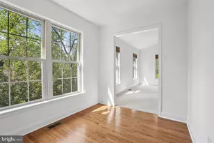 310 Barefield Ln, Conshohocken, PA 19428 - Photo 15